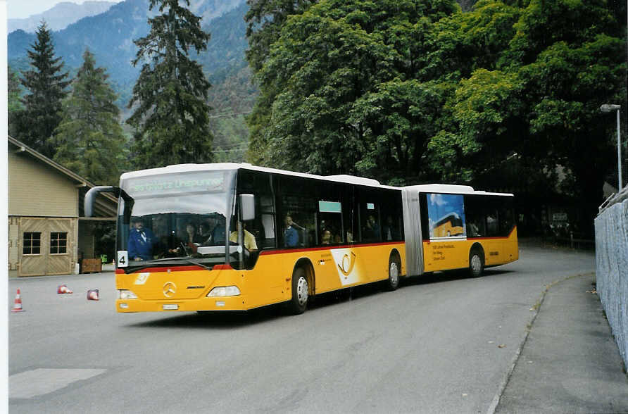 (089'609) - PostAuto Bern - Nr. 636/BE 443'977 - Mercedes (ex P 27'011) am 3. September 2006 in Interlaken, Flugplatz