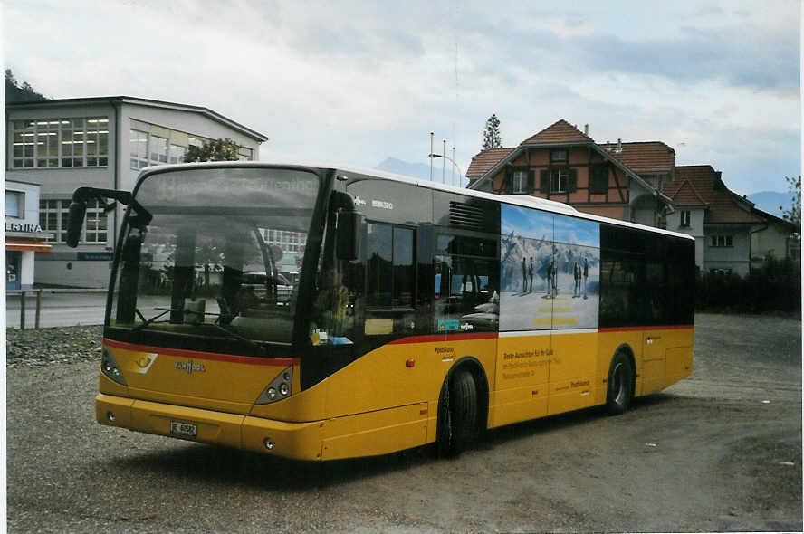 (089'831) - Moser, Teuffenthal - BE 60'582 - Van Hool (ex Burri, Teuffenthal) am 3. Oktober 2006 in Steffisburg, Ziegelei