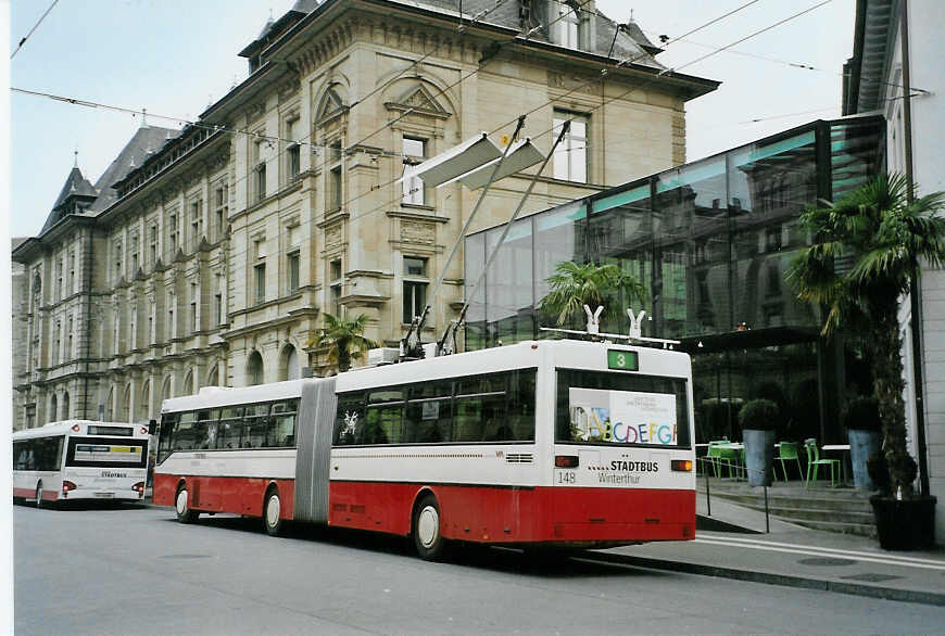 (090'510) - SW Winterthur - Nr. 148 - Mercedes Gelenktrolleybus am 11. November 2006 beim Hauptbahnhof Winterthur