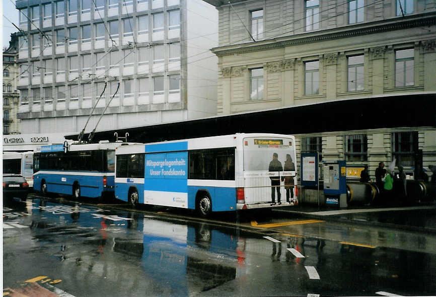 (091'310) - VBL Luzern - Nr. 313 - Lanz+Marti/Hess Personenanhnger am 1. Januar 2007 beim Bahnhof Luzern