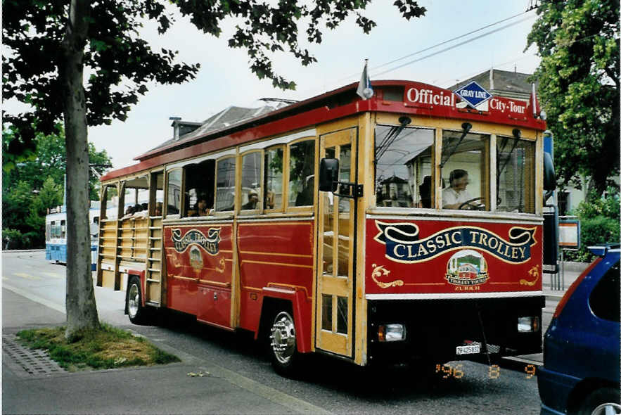 (094'731) - Meier, Zrich - ZH 425'832 - Classic Trolley am 26. Mai 2007 in Zrich, Kunsthaus