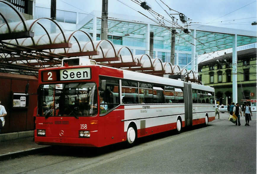 (096'507) - SW Winterthur - Nr. 158 - Mercedes Gelenktrolleybus am 21. Juli 2007 beim Hauptbahnhof Winterthur