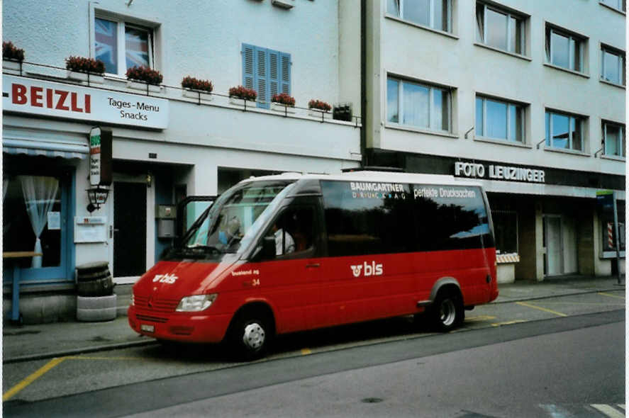 (098'415) - Busland, Burgdorf - Nr. 34/BE 567'514 - Mercedes/Auwrter (ex AAGK Koppigen Nr. 14) am 9. September 2007 beim Bahnhof Burgdorf