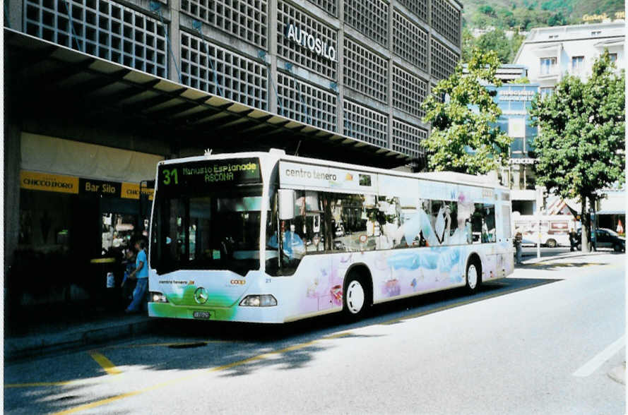 (099'636) - FART Locarno - Nr. 21/TI 310'421 - Mercedes am 3. Oktober 2007 beim Bahnhof Locarno