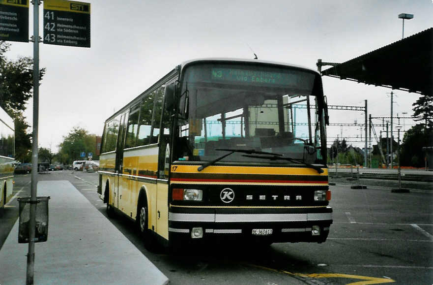 (100'512) - STI Thun - Nr. 17/BE 363'613 - Setra (ex AvH Heimenschwand Nr. 7) am 27. Oktober 2007 beim Bahnhof Thun (prov. Haltestelle)