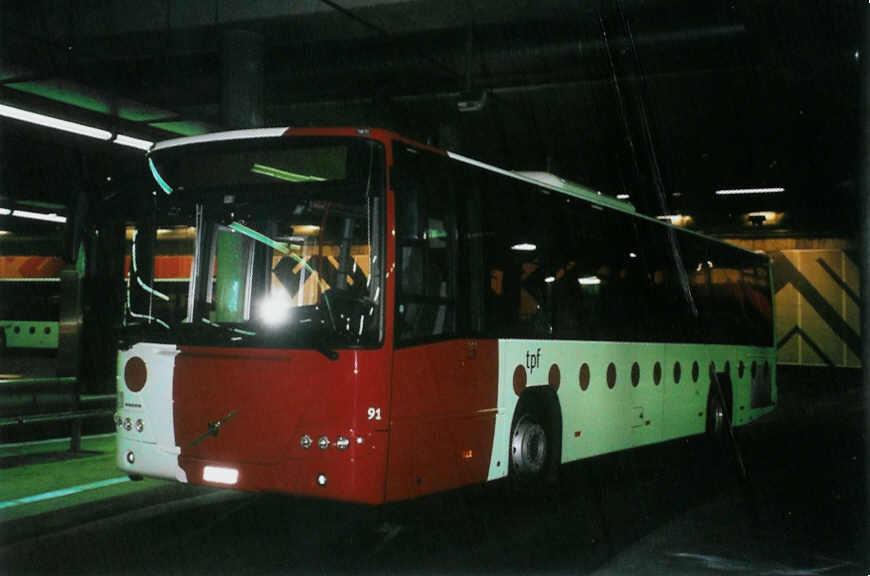 (100'601) - TPF Fribourg - Nr. 91/FR 300'281 - Volvo am 27. Oktober 2007 in Fribourg, Busbahnhof