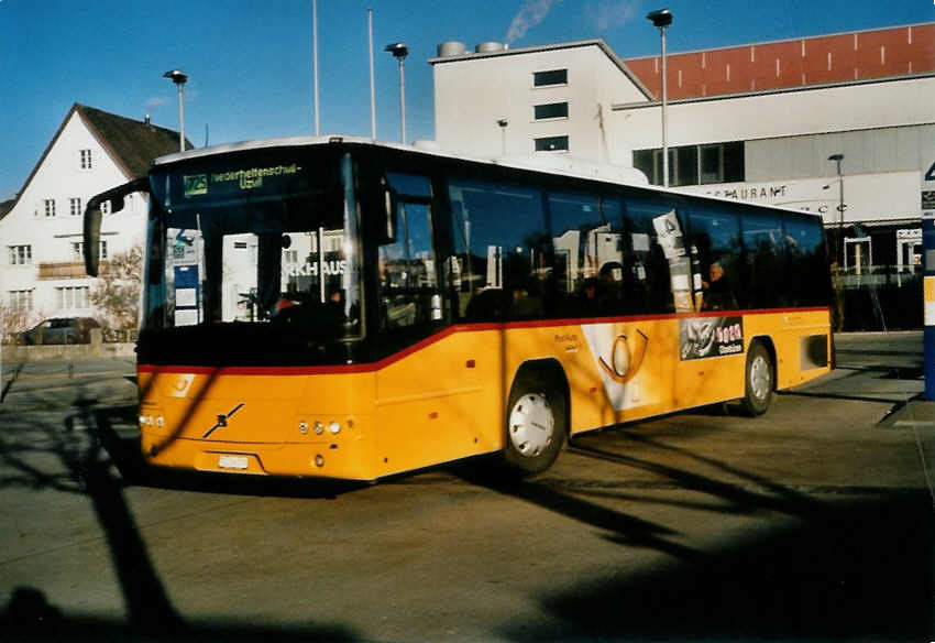 (102'502) - Schmidt, Jonschwil - TG 156'070 - Volvo am 29. Dezember 2007 beim Bahnhof Wil