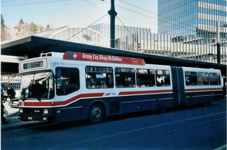 (102'534) - VBSG St. Gallen - Nr. 251/SG 198'251 - NAW/Hess am 29. Dezember 2007 beim Bahnhof St. Gallen