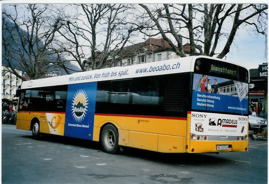 (102'920) - PostAuto Bern - BE 610'540 - Solaris am 2. Januar 2008 beim Bahnhof Interlaken West