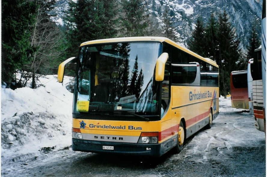 (103'105) - AVG Grindelwald - Nr. 27/BE 345'856 - Setra am 6. Januar 2008 in Adelboden, Unter dem Birg