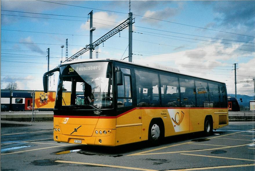 (104'904) - Schuler, Feusisberg - SZ 52'625 - Volvo am 1. Mrz 2008 beim Bahnhof Pfffikon