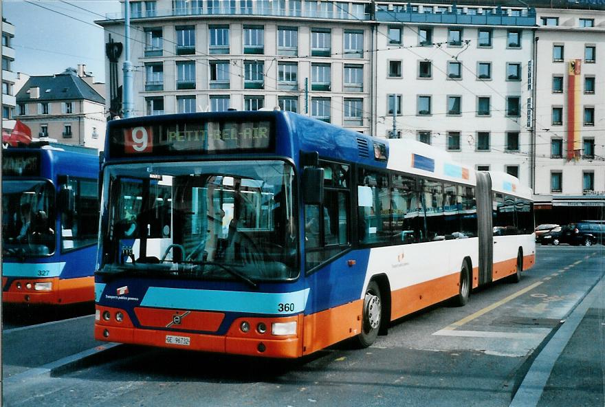 (105'221) - TPG Genve - Nr. 360/GE 96'732 - Volvo am 15. Mrz 2008 beim Bahnhof Genve