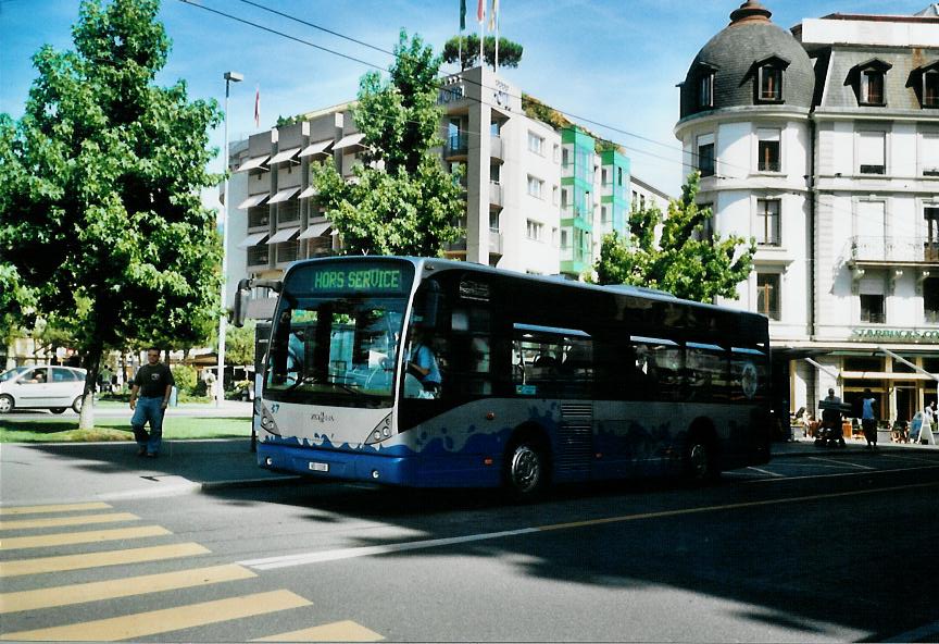 (110'135) - VMCV Clarens - Nr. 37/VD 1338 - Van Hool am 10. August 2008 beim Bahnhof Vevey