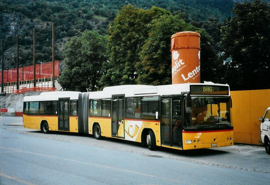 (110'429) - Buchard, Leytron - Nr. 152/VS 104'346 - Volvo am 16. August 2008 beim Bahnhof Brig