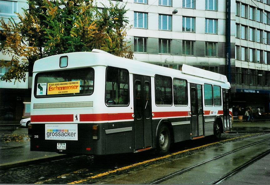 (111'623) - VBSG St. Gallen - Nr. 215/SG 141'215 - Saurer/Hess am 13. Oktober 2008 beim Bahnhof St. Gallen