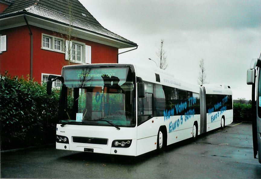 (112'128) - Volvo, Mnchenbuchsee - Volvo am 22. November 2008 in Langenthal, Calag