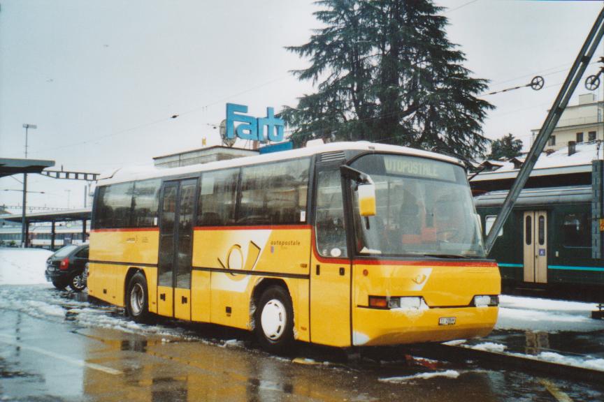 (112'733) - Chiesa, Riazzino - TI 23'599 - Neoplan am 11. Dezember 2008 beim Bahnhof Locarno