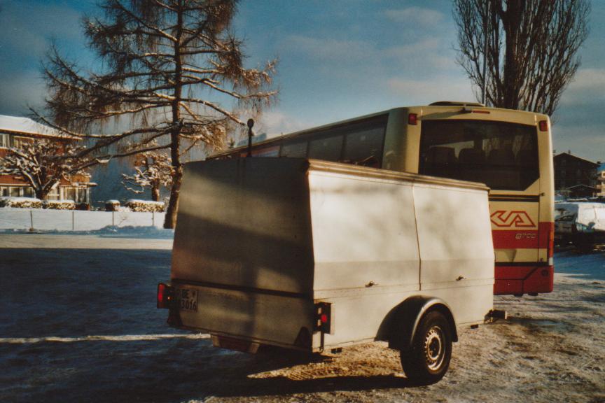 (112'834) - ASKA Aeschi - Nr. 1/BE 183'016 - Wiederkehr Gepckanhnger am 13. Dezember 2008 in Aeschi, Garage