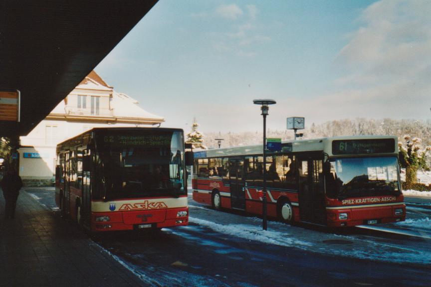 (112'904) - ASKA Aeschi - Nr. 5/BE 503'083 + Nr. 3/BE 26'722 - MAN am 13. Dezember 2008 beim Bahnhof Spiez