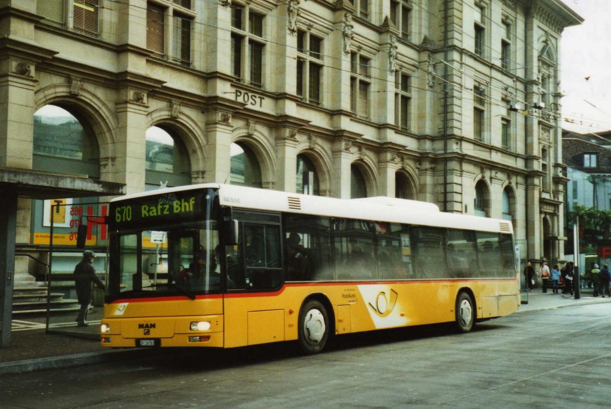 (114'036) - Moser, Flaach - Nr. 133/ZH 136'583 - MAN (ex Nr. 1; ex Nr. 2) am 21. Januar 2009 beim Hauptbahnhof Winterthur