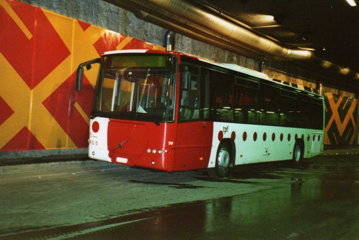 (114'225) - TPF Fribourg - Nr. 99/FR 300'323 - Volvo am 14. Februar 2009 in Fribourg, Busbahnhof