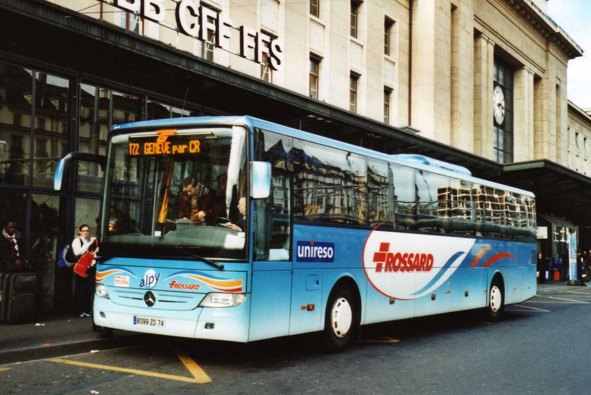 (115'012) - Aus Frankreich: Frossard, Thonon - 8099 ZD 74 - Mercedes am 8. Mrz 2009 beim Bahnhof Genve