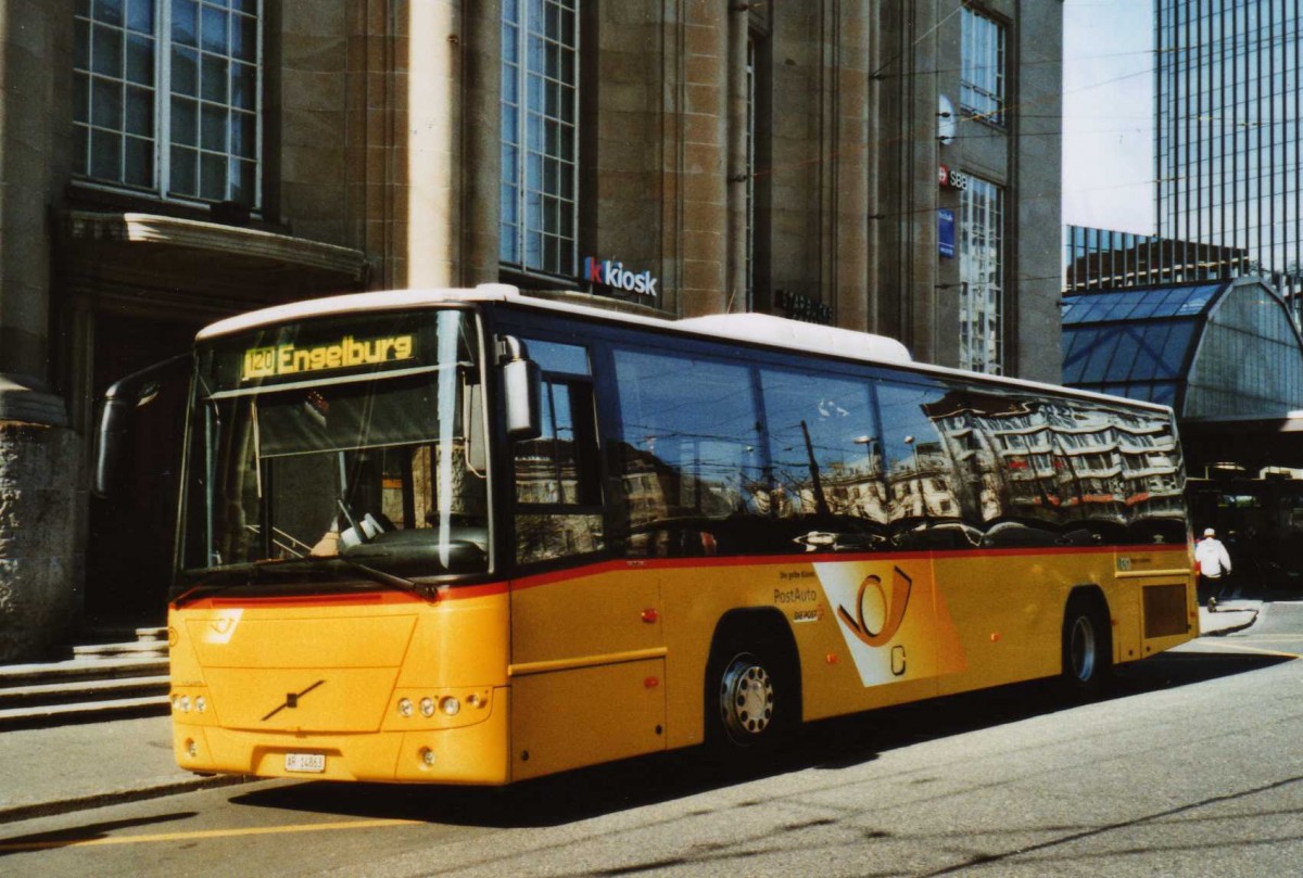 (115'425) - PostAuto Ostschweiz - AR 14'863 - Volvo am 18. Mrz 2009 beim Bahnhof St. Gallen