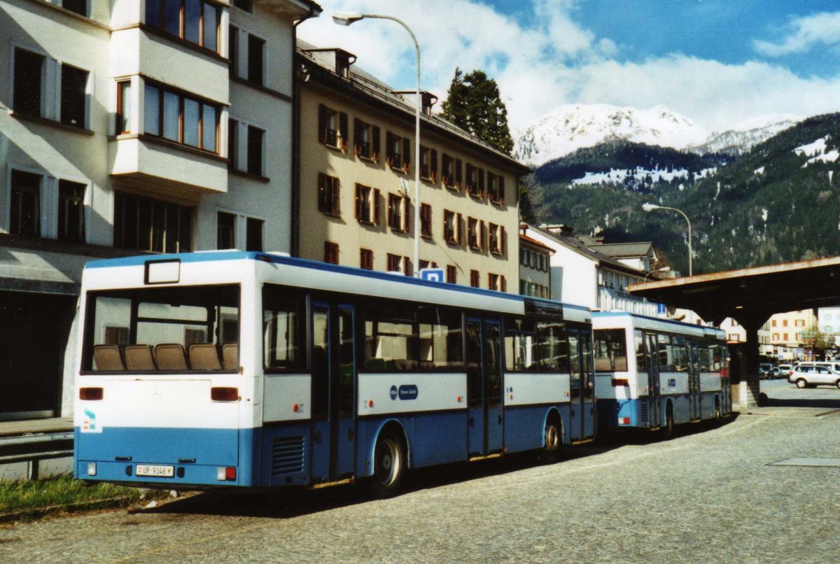 (116'234) - Meyer, Gschenen - UR 9346 - Mercedes (ex Gut, Binz Nr. 19) am 30. April 2009 beim Bahnhof Airolo