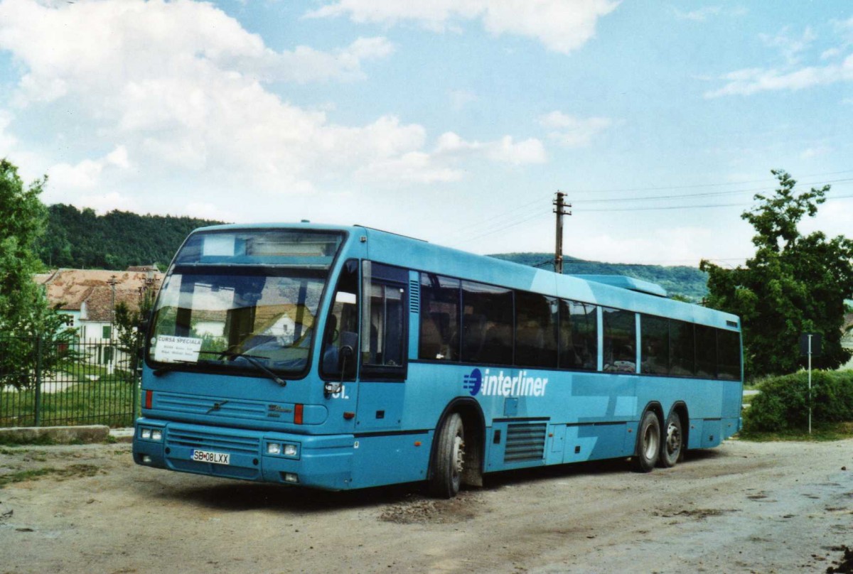 (116'602) - ??? - SB 08 LXX - Den Oudsten/Volvo (ex Interliner, Holland Nr. 812) am 25. Mai 2009 in Bazna