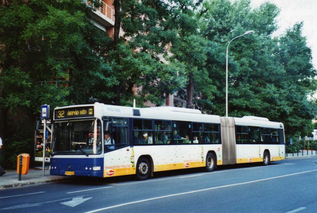 (117'032) - BKV Budapest - FKU-926 - Volvo am 28. Mai 2009 in Budapest