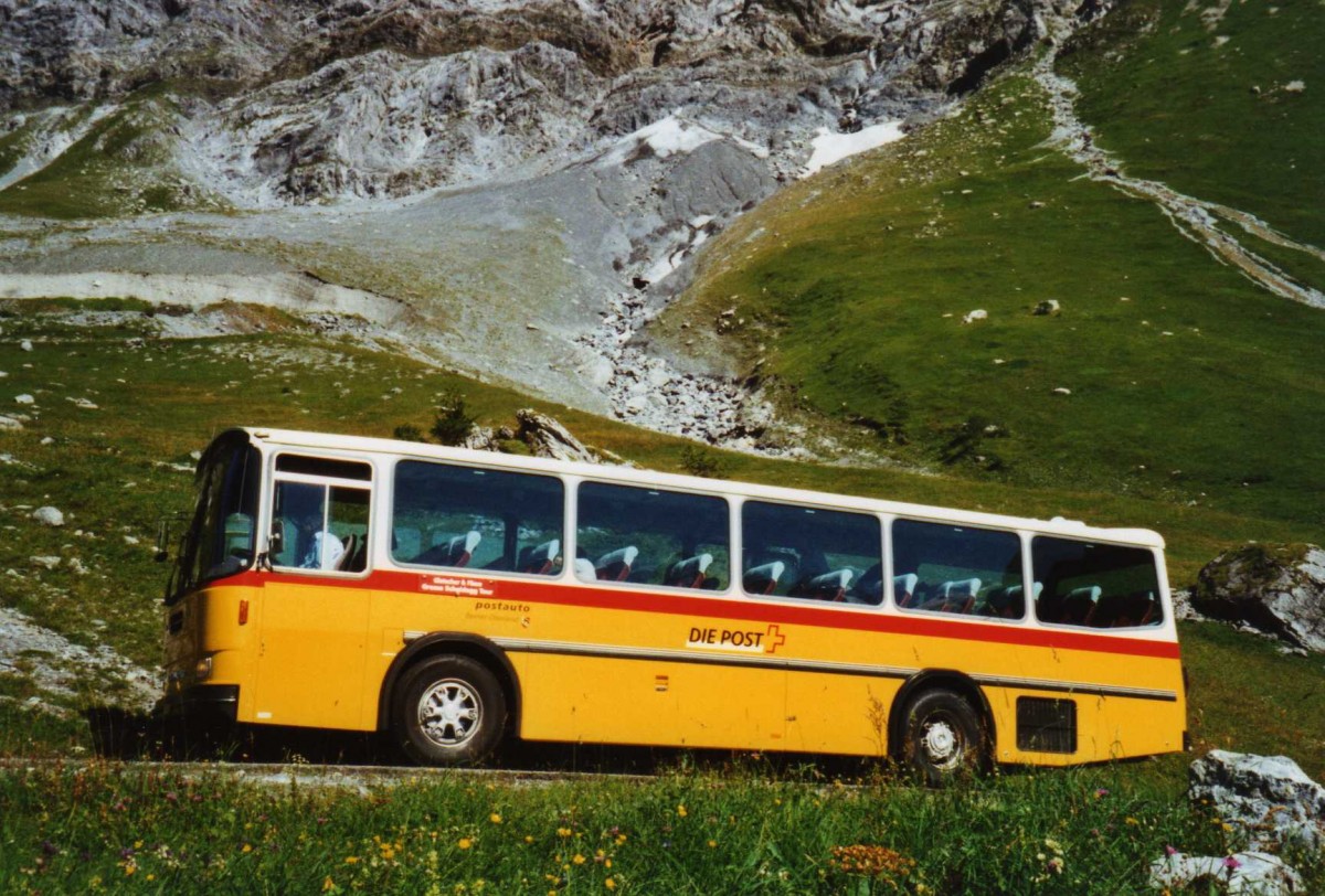 (120'410) - AVG Meiringen - Nr. 74/BE 607'481 - Saurer/R&J (ex P 24'357) am 23. August 2009 unterher der Grossen Scheidegg