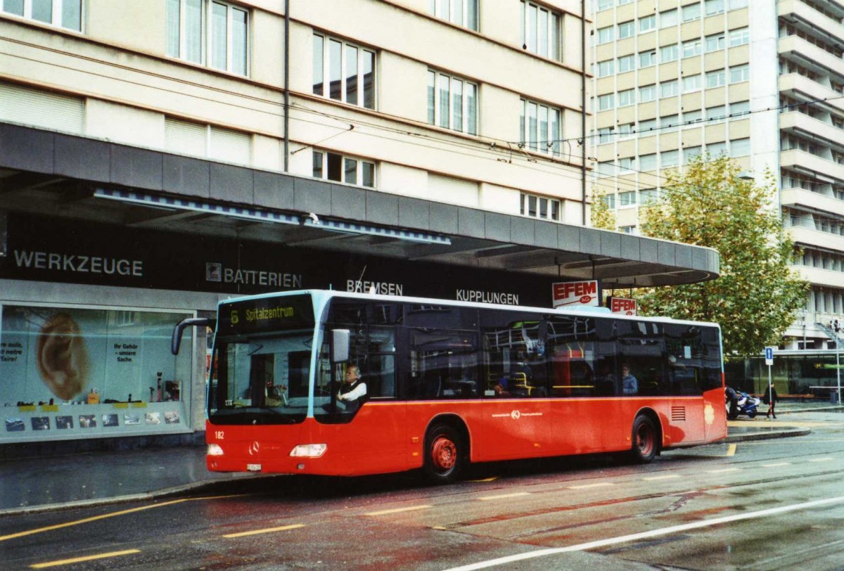 (122'020) - VB Biel - Nr. 182/BE 654'182 - Mercedes am 16. November 2009 beim Bahnhof Biel