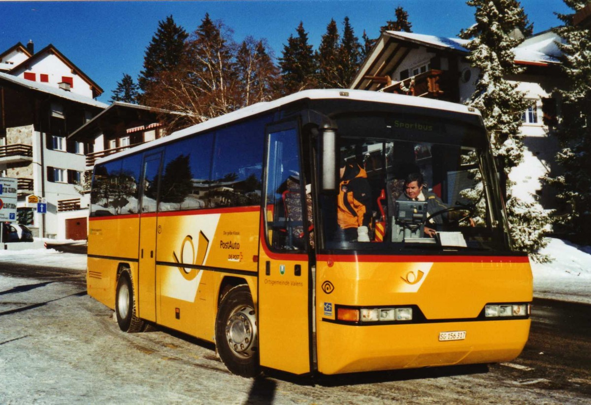 (123'435) - Gessinger, Bad Ragaz - SG 156'317 - Neoplan am 3. Januar 2010 in Flumserberg, Tannenheim Dorf