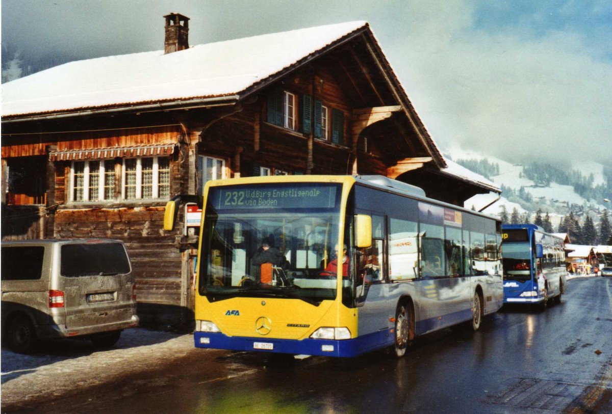 (124'031) - AFA Adelboden - Nr. 93/BE 26'705 - Mercedes (ex Nr. 5) am 10. Januar 2010 in Adelboden, Kreuzgasse