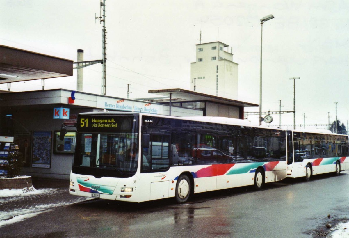 (124'119) - ASm Langenthal - Nr. 38/BE 132'054 - MAN am 11. Januar 2010 beim Bahnhof Herzogenbuchsee