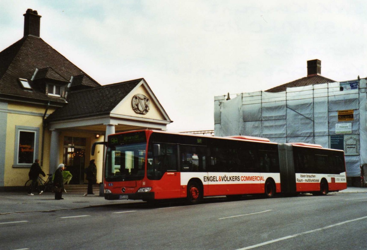 (124'811) - SWK Konstanz - Nr. 53/KN-C 1153 - Mercedes am 10. Mrz 2010 beim Bahnhof Konstanz