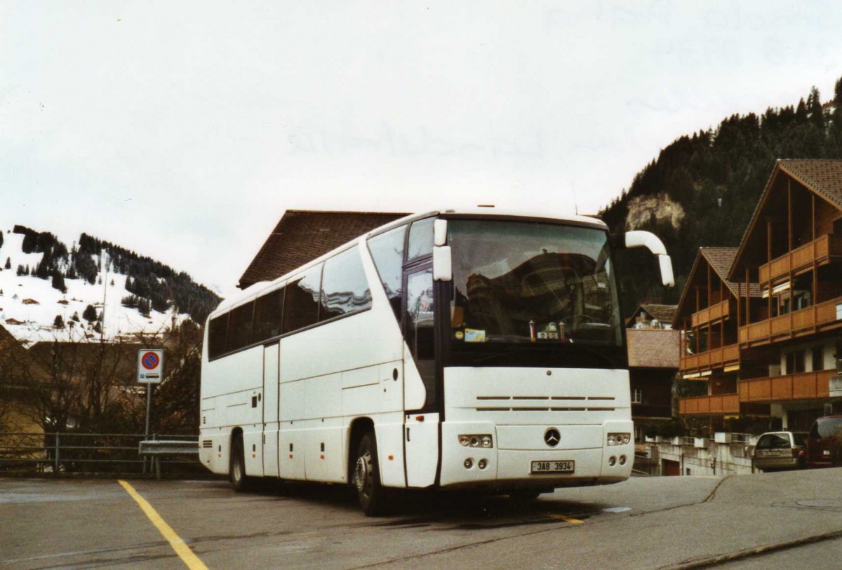 (125'314) - Aus Tschechien: Smola, Praha - 3A8 3934 - Mercedes am 4. April 2010 in Adelboden, Landstrasse