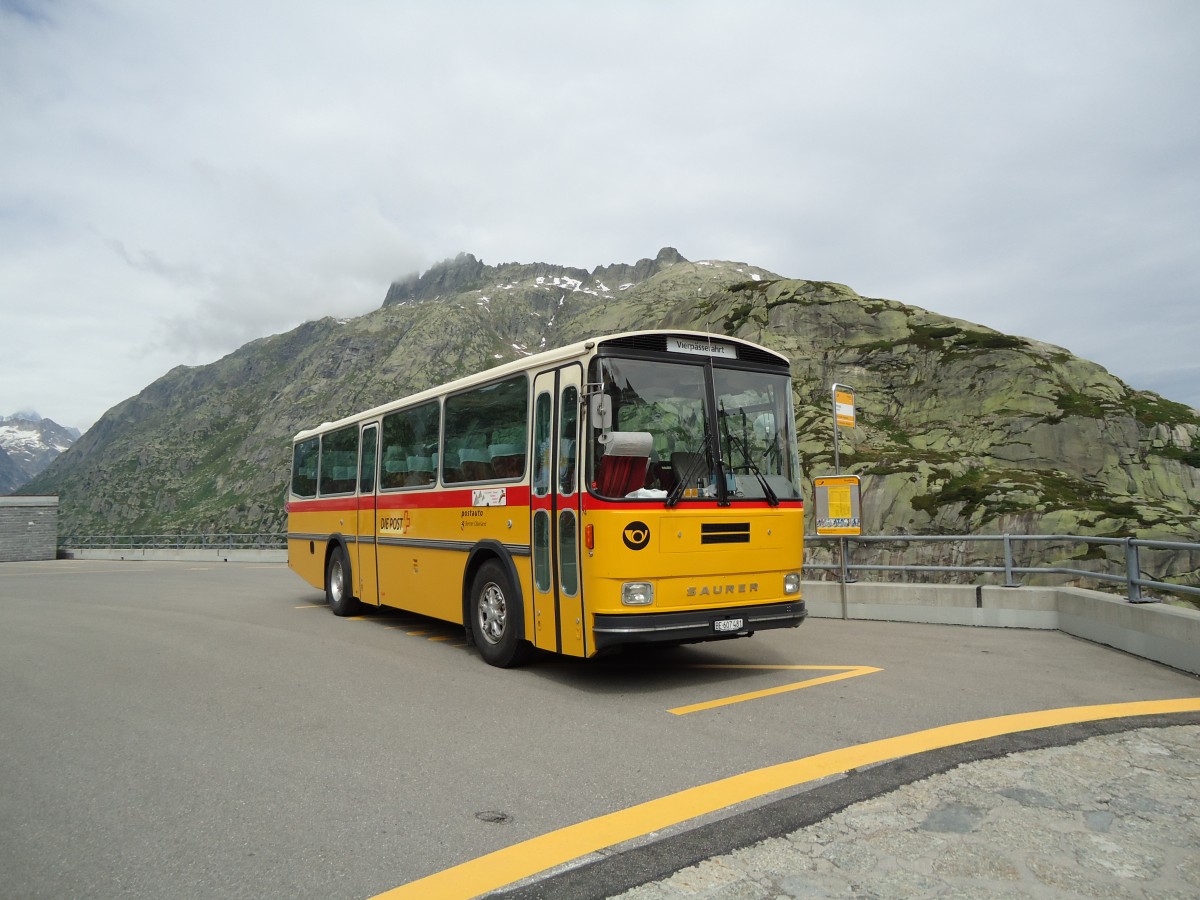 (127'527) - AVG Meiringen - Nr. 74/BE 607'481 - Saurer/R&J (ex P 24'357) am 4. Juli 2010 in Grimsel, Hospiz