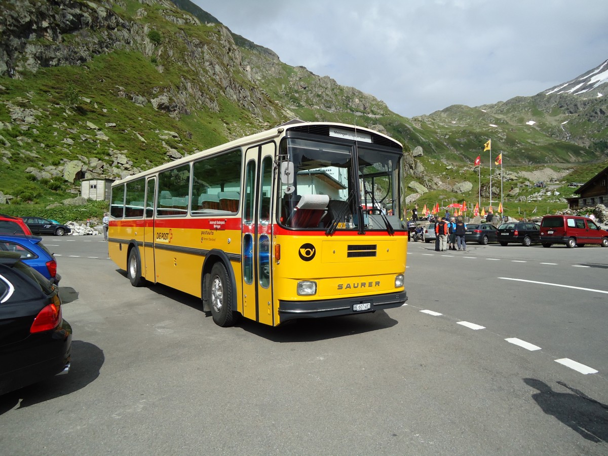 (127'615) - AVG Meiringen - Nr. 74/BE 607'481 - Saurer/R&J (ex P 24'357) am 4. Juli 2010 in Susten, Steingletscher