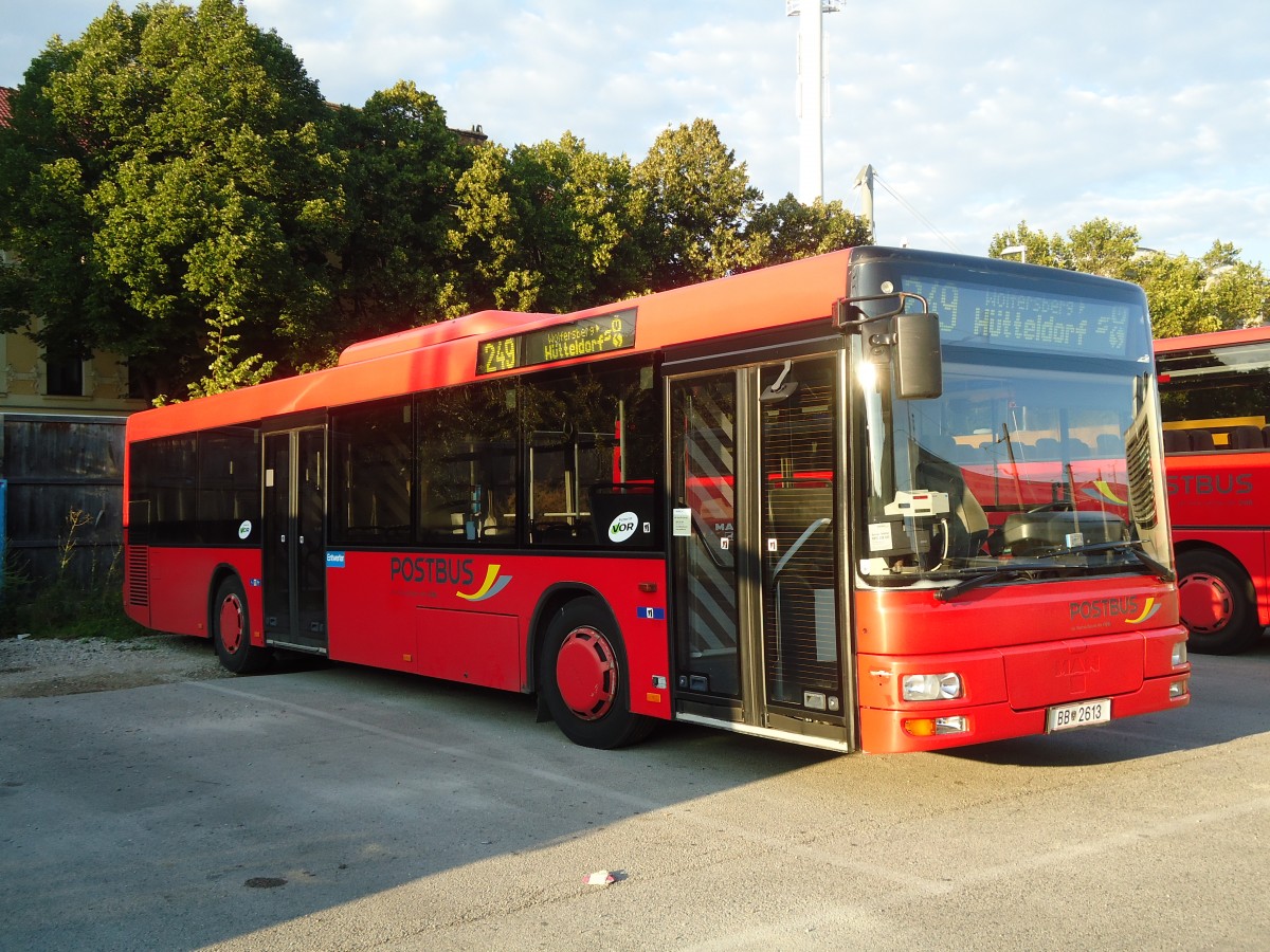 (128'463) - PostBus - BB 2613 - MAN am 9. August 2010 in Wien, Garage Htteldorf