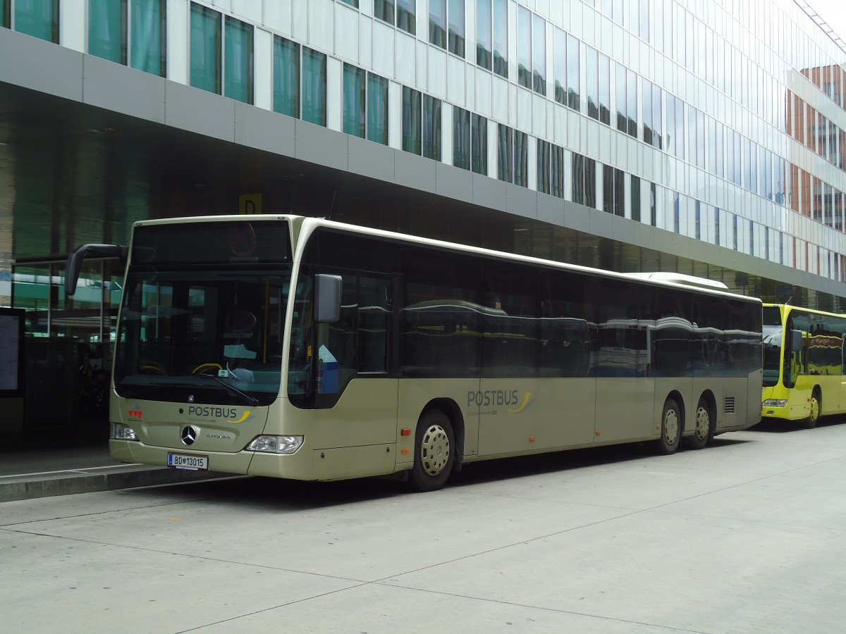 (128'617) - PostBus - BD 13'015 - Mercedes am 11. August 2010 beim Bahnhof Innsbruck