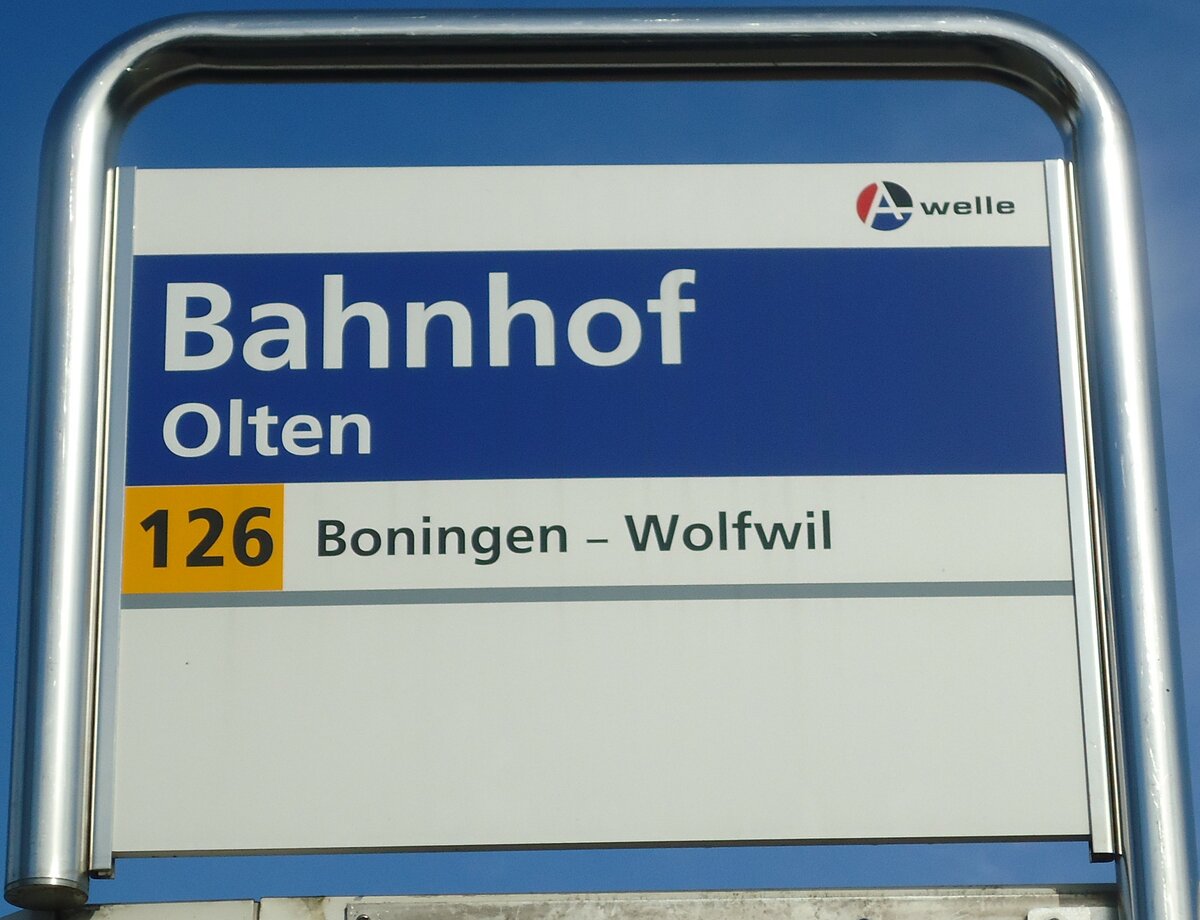 (130'825) - A-welle/PostAuto-Haltestellenschild - Olten, Bahnhof - am 30. Oktober 2010