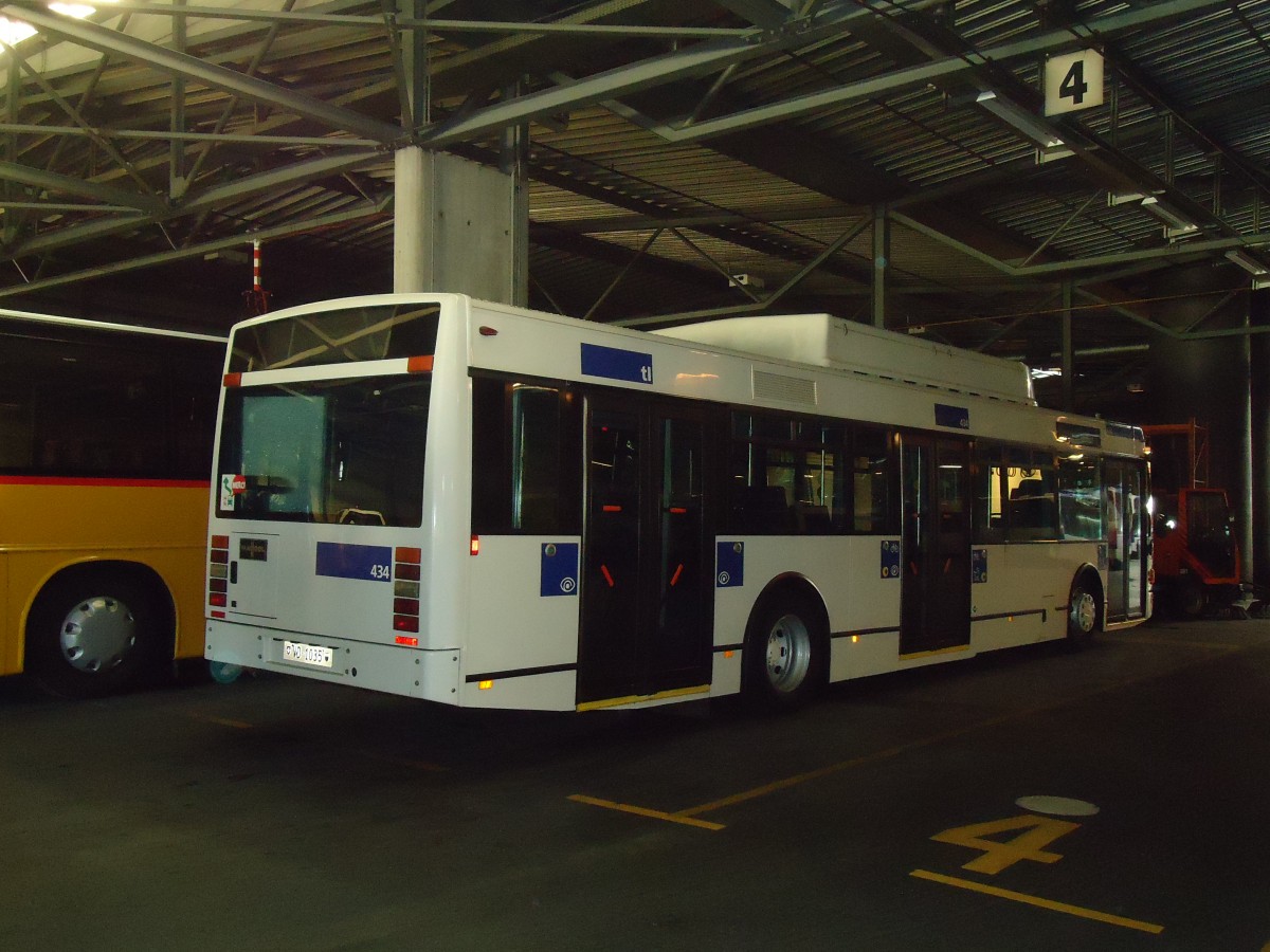 (130'892) - TL Lausanne - Nr. 434/VD 1035 - Van Hool am 13. November 2010 in Lausanne, Dpt Prlaz