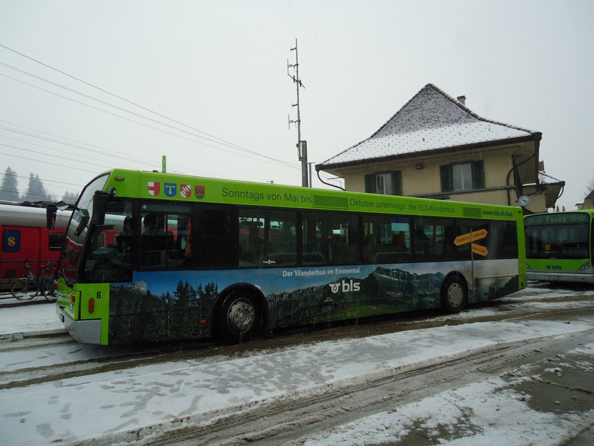 (131'735) - Busland, Koppigen - Nr. 6/BE 452'862 - Van Hool (ex AOE Langnau Nr. 6) am 28. Dezember 2010 beim Bahnhof Langnau