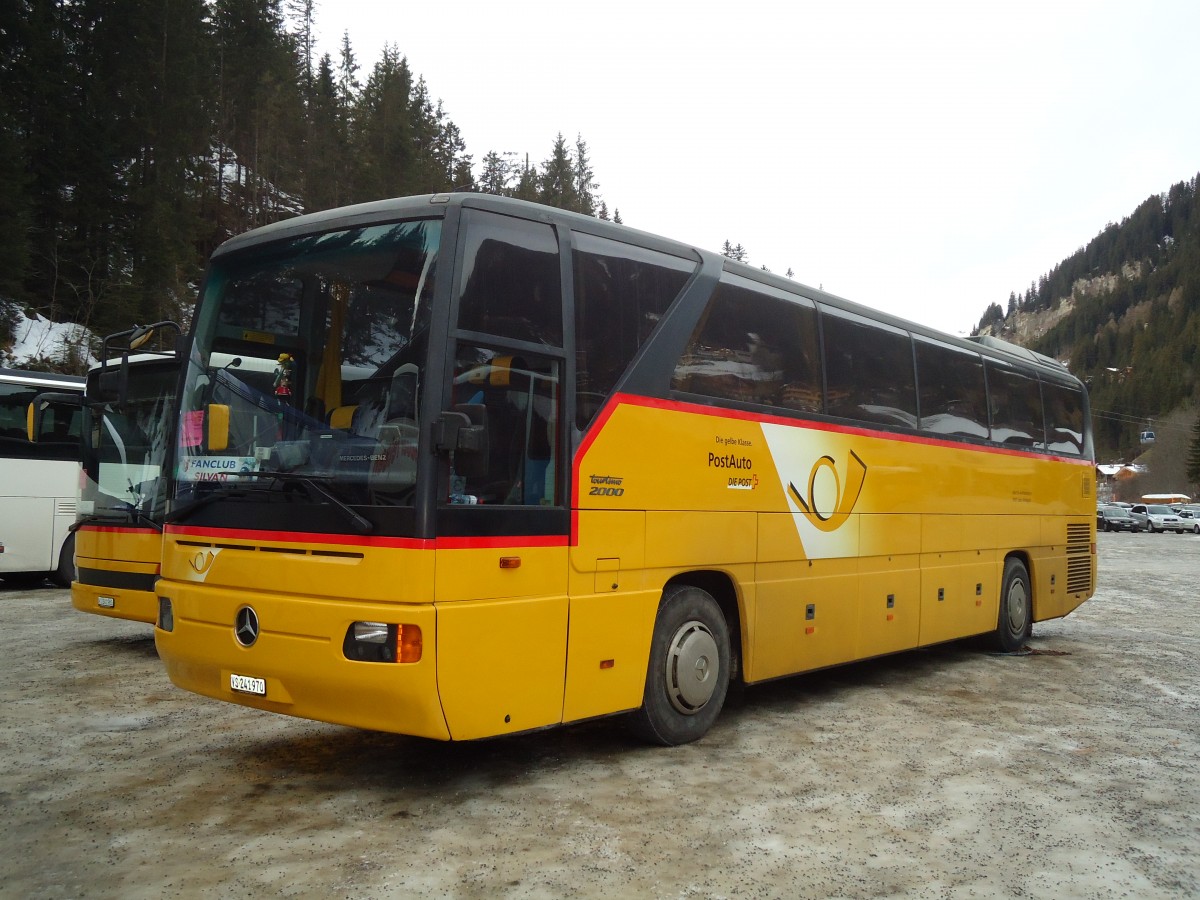 (132'228) - Anthamatten, Saas-Almagell - VS 241'970 - Mercedes (ex PostAuto Oberwallis; ex P 25'111) am 9. Januar 2011 in Adelboden, ASB