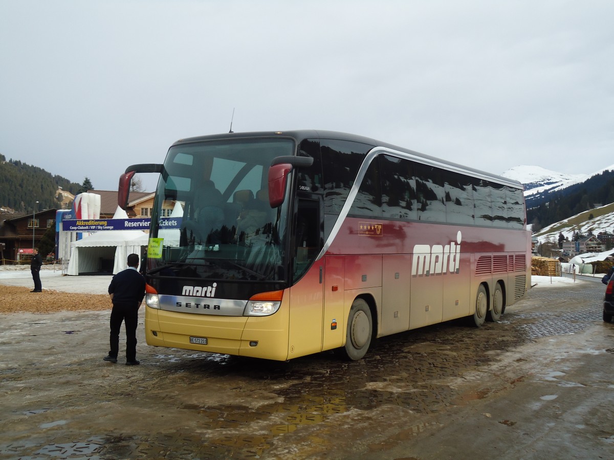 (132'249) - Marti, Kallnach - Nr. 3/BE 572'203 - Setra am 9. Januar 2011 in Adelboden, Weltcup