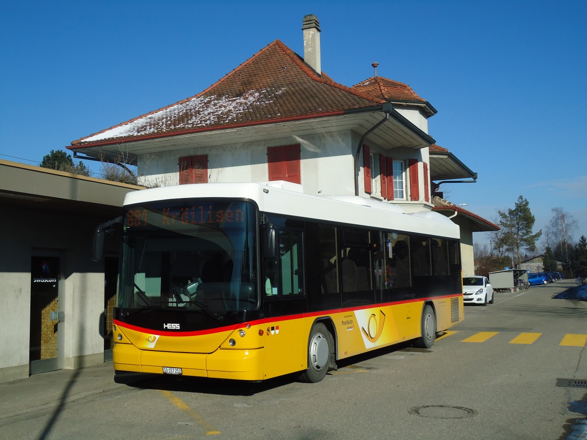 (132'448) - Steiner, Messen - SO 157'252 - Scania/Hess am 24. Januar 2011 beim Bahnhof Btterkinden