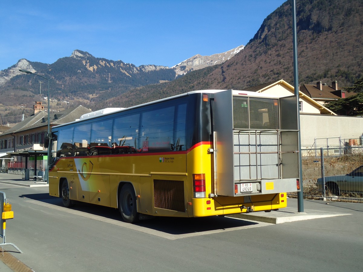 (132'477) - TPC Aigle - VS 49'249 - Volvo am 6. Februar 2011 beim Bahnhof Aigle