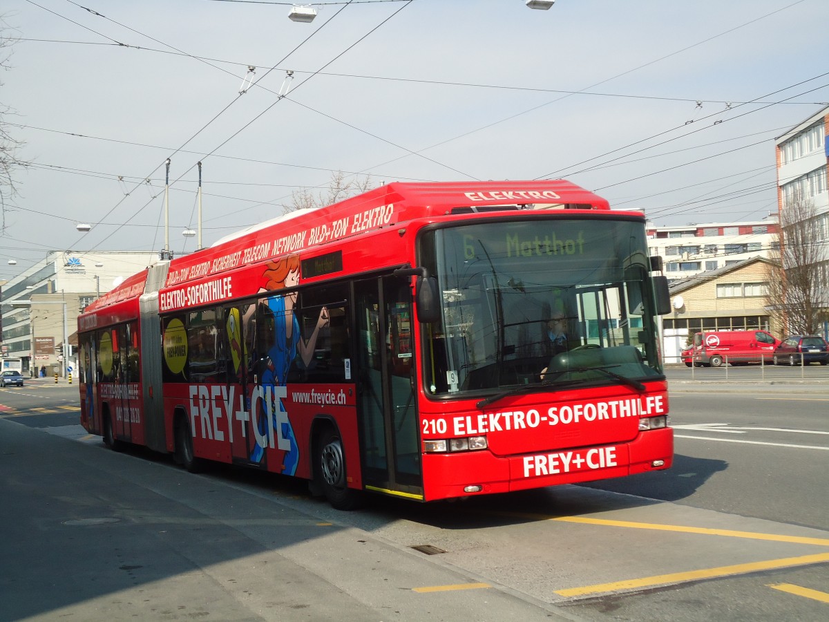 (132'999) - VBL Luzern - Nr. 210 - Hess/Hess Gelenktrolleybus am 11. Mrz 2011 in Luzern, Weinbergli