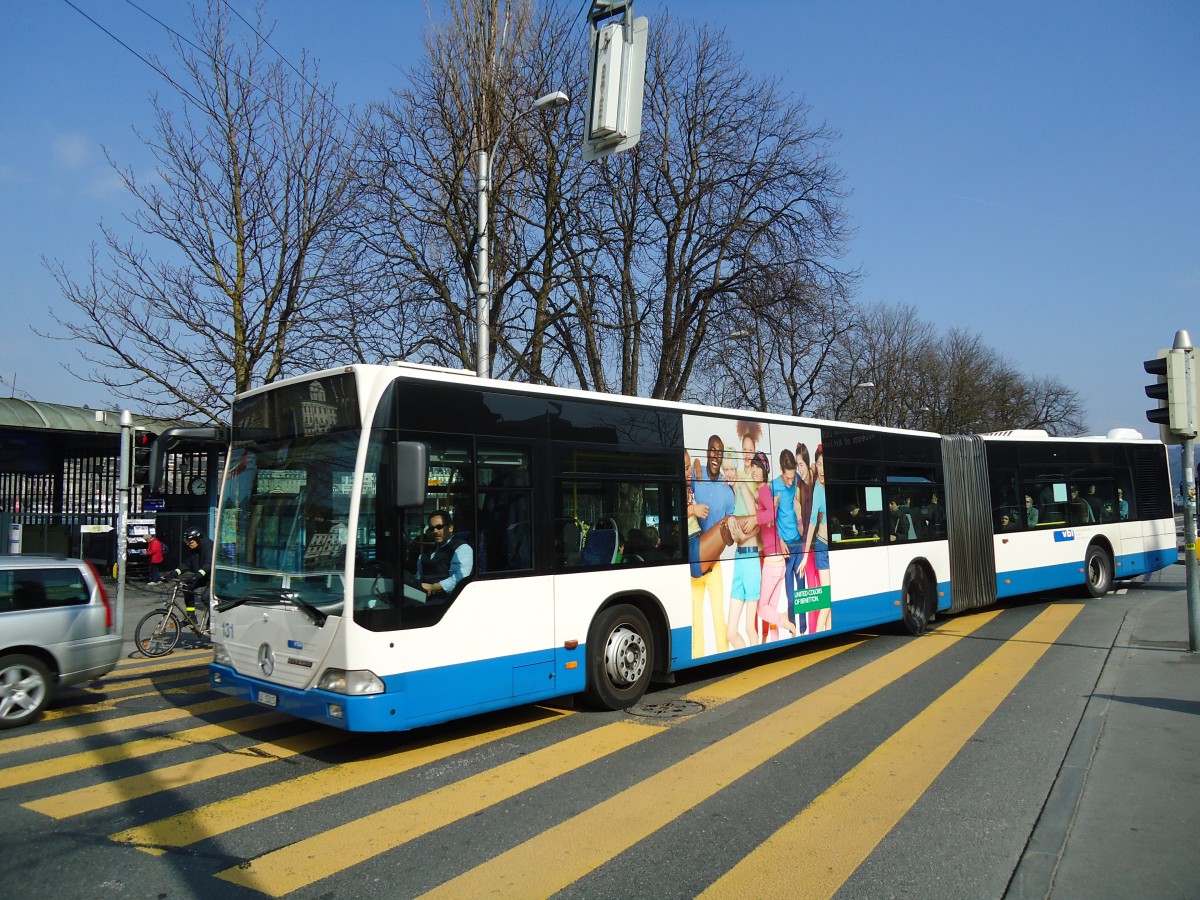 (133'035) - VBL Luzern - Nr. 131/LU 15'015 - Mercedes am 11. Mrz 2011 beim Bahnhof Luzern